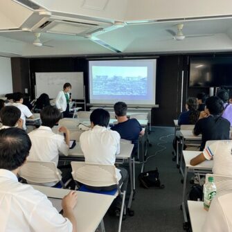 【国際交流】ヒルズグラマースクールの皆さん来校！vol.2 ～ 共に平和を学ぶ ～